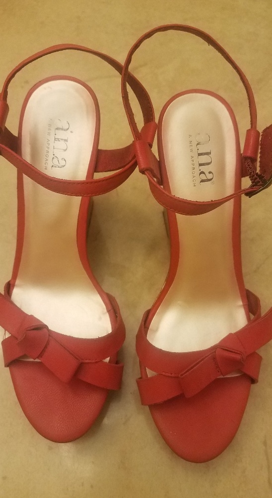 Sandal